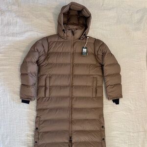 Women’s NWT Tentree Lookout Long Puffer size M